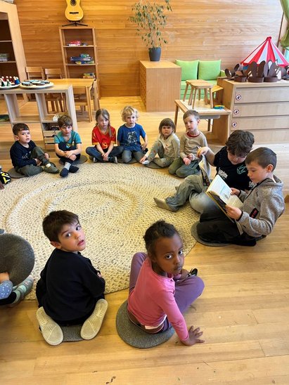 Wir_lesen_im_Kindergartenvor__6_